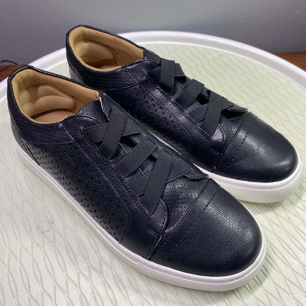 DV DOLCE VITA Amino Women's Black Athletic Tennis Shoes Loafer Sz.8 EUC